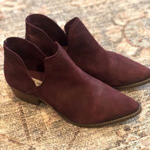 Steve Maddens Booties
